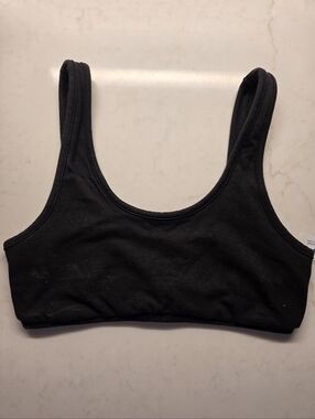 Old Navy Light Support PowerChill Sports Bra in Black Size XS